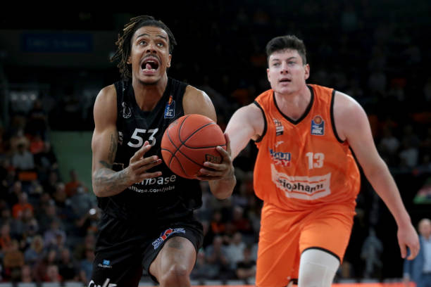 出的医疗团 出的医疗团