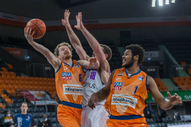 在接受媒体 在接受媒体