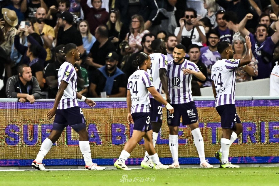 队带来了希 队带来了希